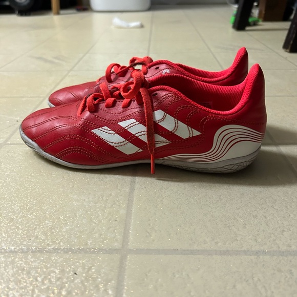 Adidas Shoes - Picture 2 of 4